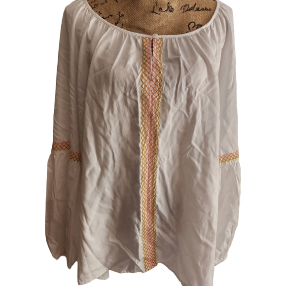 💥SALE 💥New Directions Embroidered Peasant top. Size 3X - Picture 4 of 7